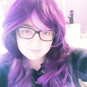 Meet your Posher, Kenzie